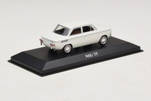 NSU TT Branco Maxichamps 1:43 940015300 Metal - imagem 2 de 5
