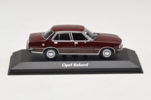 Opel Rekord D Vermelho Escuro Maxichamps 1:43 940044000 Diecast