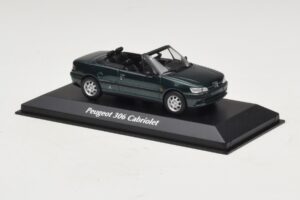 Peugeot 306 Cabriolet Verde Metálico Maxichamps 1:43 940112833 Diecast - imagem 3 de 5