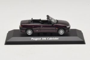 Peugeot 306 Cabriolet Roxo Metálico Maxichamps 1:43 Peugeot 306 Cabriolet Roxo Metálico Maxichamps 1:43 940112834 Metal