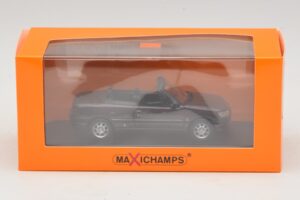 Peugeot 306 Cabriolet Roxo Metálico Maxichamps 1:43 940112834 Metal - imagem 5 de 5