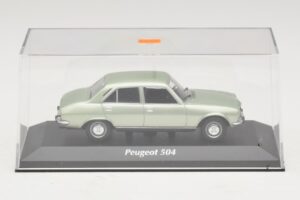 Peugeot 504 Verde Claro Metálico Maxichamps 1:43 940112501 Metal - imagem 4 de 5