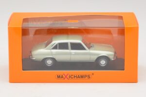 Peugeot 504 Verde Claro Metálico Maxichamps 1:43 940112501 Metal - imagem 5 de 5