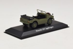 Porsche 597 Jagdwagen Azeitona Maxichamps 1:43 940065300 Metal - imagem 2 de 5