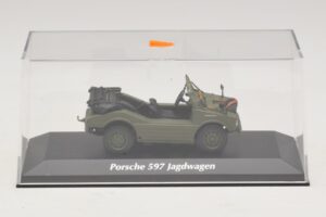 Porsche 597 Jagdwagen Azeitona Maxichamps 1:43 940065300 Metal - imagem 4 de 5