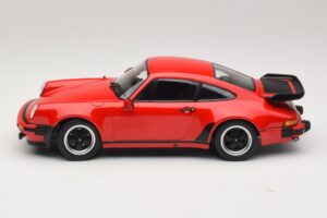 Porsche 911 930 Turbo 3.3 Vermelho KK-Scale 1:18 KKDC181442 Metal - imagem 3 de 6