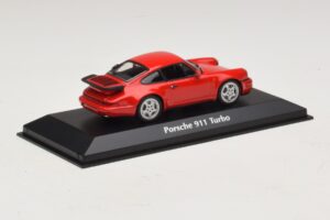 Porsche 911 964 Turbo Vermelho Maxichamps 1:43 940069102 Metal - imagem 2 de 5