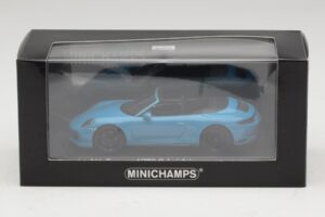 Porsche 911 991.1 Carrera 4 GTS Cabriolet Azul Minichamps 1:43 410067332 Metal - imagem 5 de 5