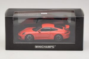 Porsche 911 991.1 GT3 Laranja Minichamps 1:43 410066024 Metal - imagem 5 de 5