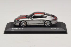 Porsche 911 991.1 R Prata Com Listras Laranja Minichamps 1:43 410066222 Metal