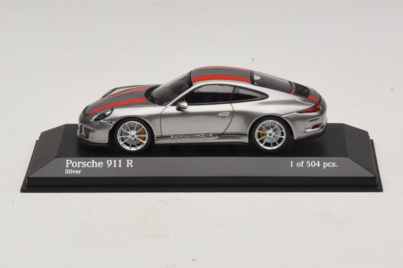 Porsche 911 991.1 R Prata Com Listras Laranja Minichamps 1:43 410066222 Metal