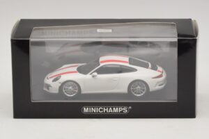 Porsche 911 991.1 R Branco Com Listras Vermelhas Minichamps 1:43 410066220 Metal - imagem 6 de 6