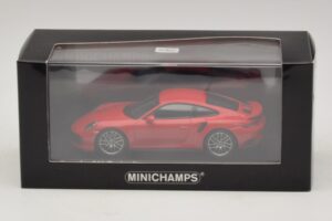 Porsche 911 991.1 Turbo S Vermelho Minichamps 1:43 410067170 Metal - imagem 5 de 5