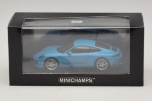 Porsche 911 991.2 Carrera 4S Azul Minichamps 1:43 410067242 Metal - imagem 5 de 5