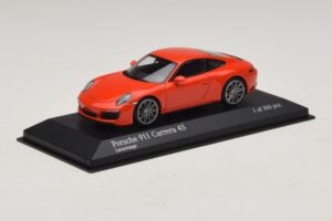 Porsche 911 991.2 Carrera 4S Laranja Minichamps 1:43 410067241 Metal - imagem 2 de 5