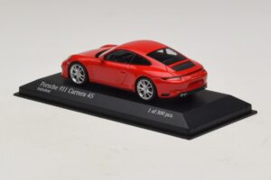 Porsche 911 991.2 Carrera 4S Vermelho Minichamps 1:43 410067240 Metal - imagem 3 de 5