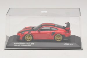 Porsche 911 991.2 GT2 RS Weissach Package Vermelho Minichamps 1:43 410067221 Metal - imagem 4 de 5