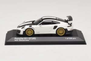 Porsche 911 991.2 GT2 RS Weissach Package Branco Minichamps 1:43 410067222 Metal