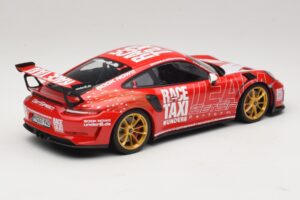 Porsche 911 991.2 GT3 RS GerSpeed Race Taxi Minichamps 1:18 155068227 Metal - imagem 2 de 6