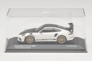 Porsche 911 991.2 GT3 RS Branco Com Weissach Package Minichamps 1:43 410067022 Metal - imagem 4 de 5