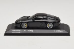 Porsche 911 991.2 GT3 Touring Preto Metálico Minichamps 1:43 410067424 Metal