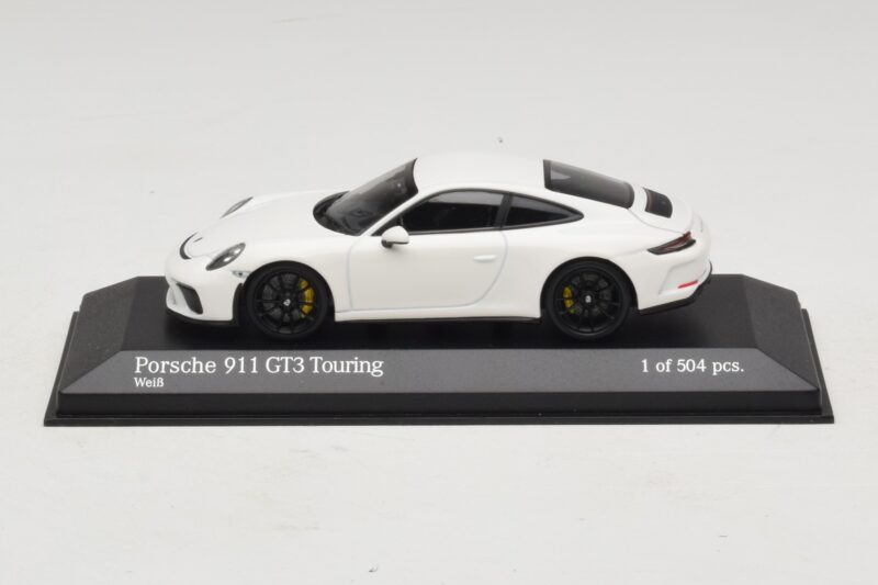 Porsche 911 991.2 GT3 Touring Branco Minichamps 1:43 410067420 Metal