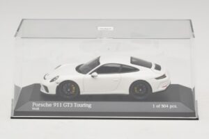 Porsche 911 991.2 GT3 Touring Branco Minichamps 1:43 410067420 Metal - imagem 4 de 5