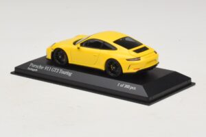 Porsche 911 991.2 GT3 Touring Amarelo Minichamps 1:43 410067421 Metal - imagem 3 de 5
