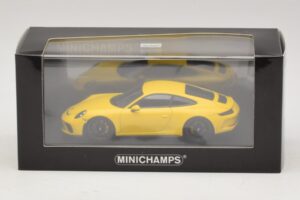 Porsche 911 991.2 GT3 Touring Amarelo Minichamps 1:43 410067421 Metal - imagem 5 de 5