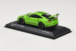 Porsche 911 991 GT3 RS Verde Minichamps 1:43 410063224 Metal - imagem 3 de 5