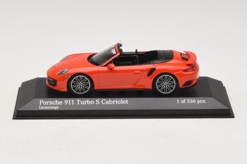 Porsche 911 991 Turbo S Cabriolet Laranja Minichamps 1:43 410067181 Metal