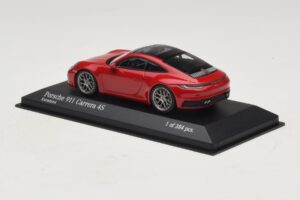 Porsche 911 992 Carrera 4S Vermelho Minichamps 1:43 410069321 Metal - imagem 3 de 5