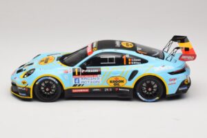 Porsche 911 992 Rally GT #1 C. Cherain / D. Withers Rallye de Wallonie 2025 IXO 1:18 18RMC254 Metal - imagem 3 de 6