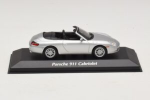 Porsche 911 996 Cabriolet Prateado Maxichamps 1:43 Porsche 911 996 Cabriolet Prateado Maxichamps 1:43 940061031 Metal