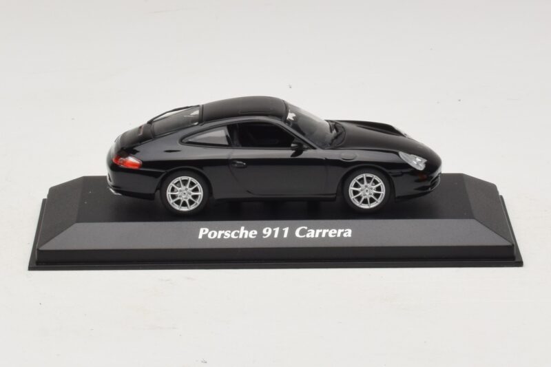 Porsche 911 996 Carrera Preto Maxichamps 1:43 940061020 Metal