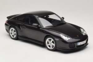 Porsche 911 996 Turbo Preto Metálico KK-Scale 1:18 KKDC181472 Metal - imagem 4 de 6
