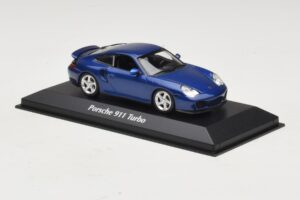 Porsche 911 996 Turbo Blue Metallic Maxichamps 1:43 940069301 Metal - imagem 3 de 5