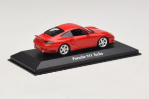 Porsche 911 996 Turbo Vermelho Maxichamps 1:43 940069300 Metal - imagem 2 de 5
