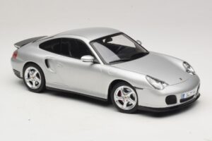Porsche 911 996 Turbo Prateado KK-Scale 1:18 KKDC181471 Metal - imagem 4 de 6