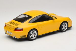 Porsche 911 996 Turbo Amarelo KK-Scale 1:18 KKDC181473 Metal - imagem 2 de 6