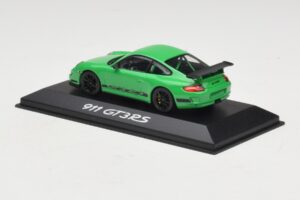 Porsche 911 997 GT3 RS Verde Minichamps 1:43 403066011 Metal - imagem 3 de 5