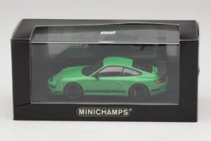 Porsche 911 997 GT3 RS Verde Minichamps 1:43 403066011 Metal - imagem 5 de 5