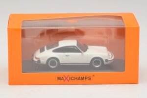 Porsche 911 SC Branco Maxichamps 1:43 940062020 Diecast - imagem 5 de 5