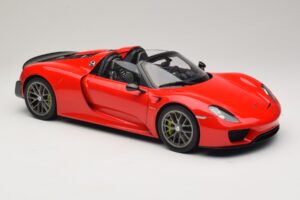 Porsche 918 Spyder Weissach Package Guards Red AUTOart 1:12 12122 Metal - imagem 6 de 8