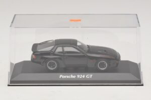 Porsche 924 GT Preto Maxichamps 1:43 940066124 Metal - imagem 4 de 5