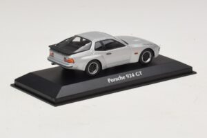 Porsche 924 GT Prata Maxichamps 1:43 940066122 Metal - imagem 2 de 5