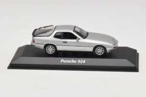 Porsche 924 Prateado Maxichamps 1:43 940062120 Diecast