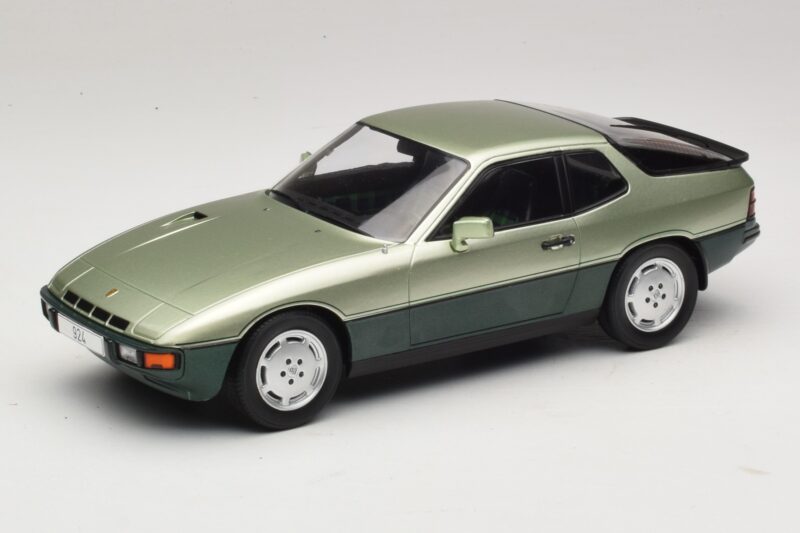 Porsche 924 Turbo Verde Claro & Verde Escuro MCG 1:18 MCG18660 Metal