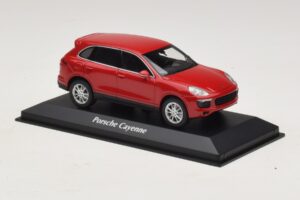 Porsche Cayenne 958 Vermelho Maxichamps 1:43 940063200 Metal - imagem 3 de 5