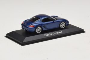 Porsche Cayman S 987 Azul Metálico Maxichamps 1:43 940065621 Metal - imagem 2 de 5